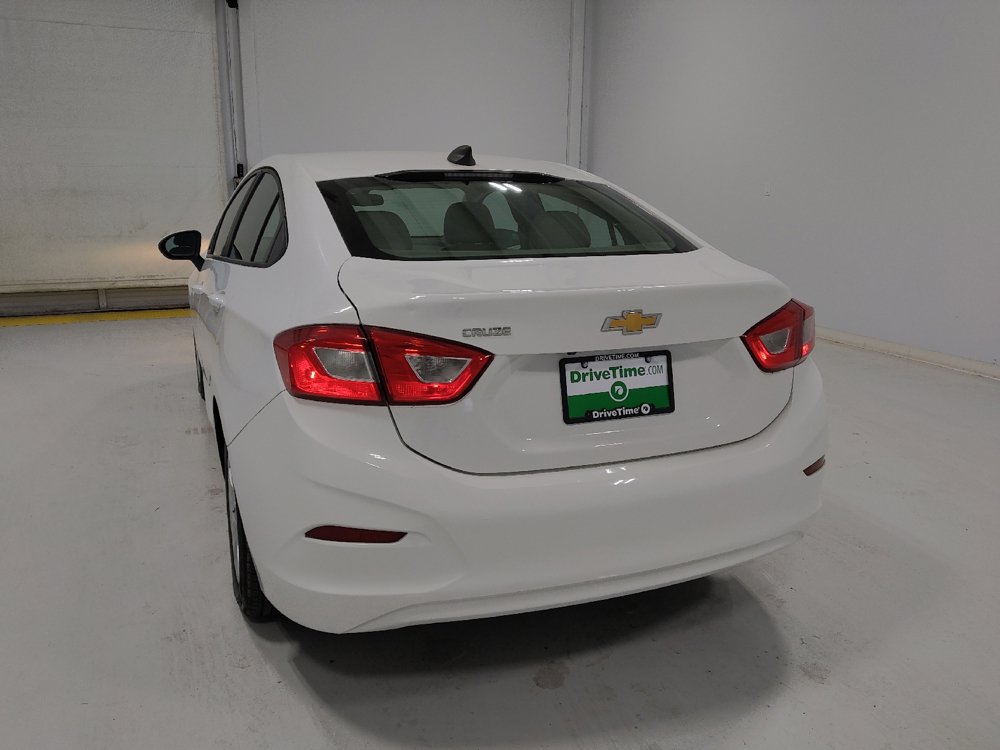 Used 2018 Chevrolet Cruze LS FWD image 6
