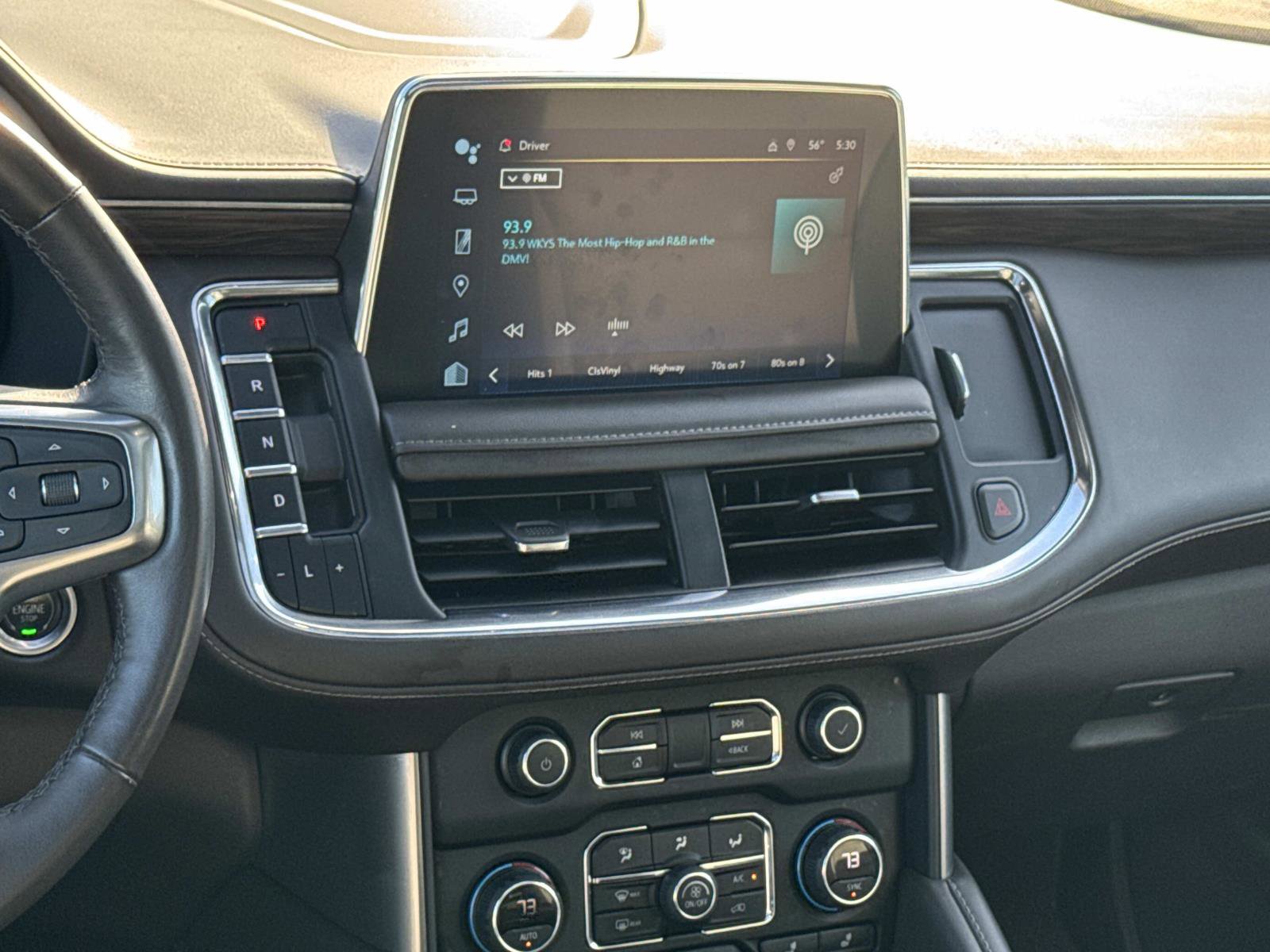 Certified 2022 Chevrolet Tahoe Z71 w/ Luxury Package image 3