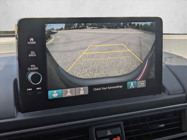 Used 2025 Honda Pilot Touring image 14