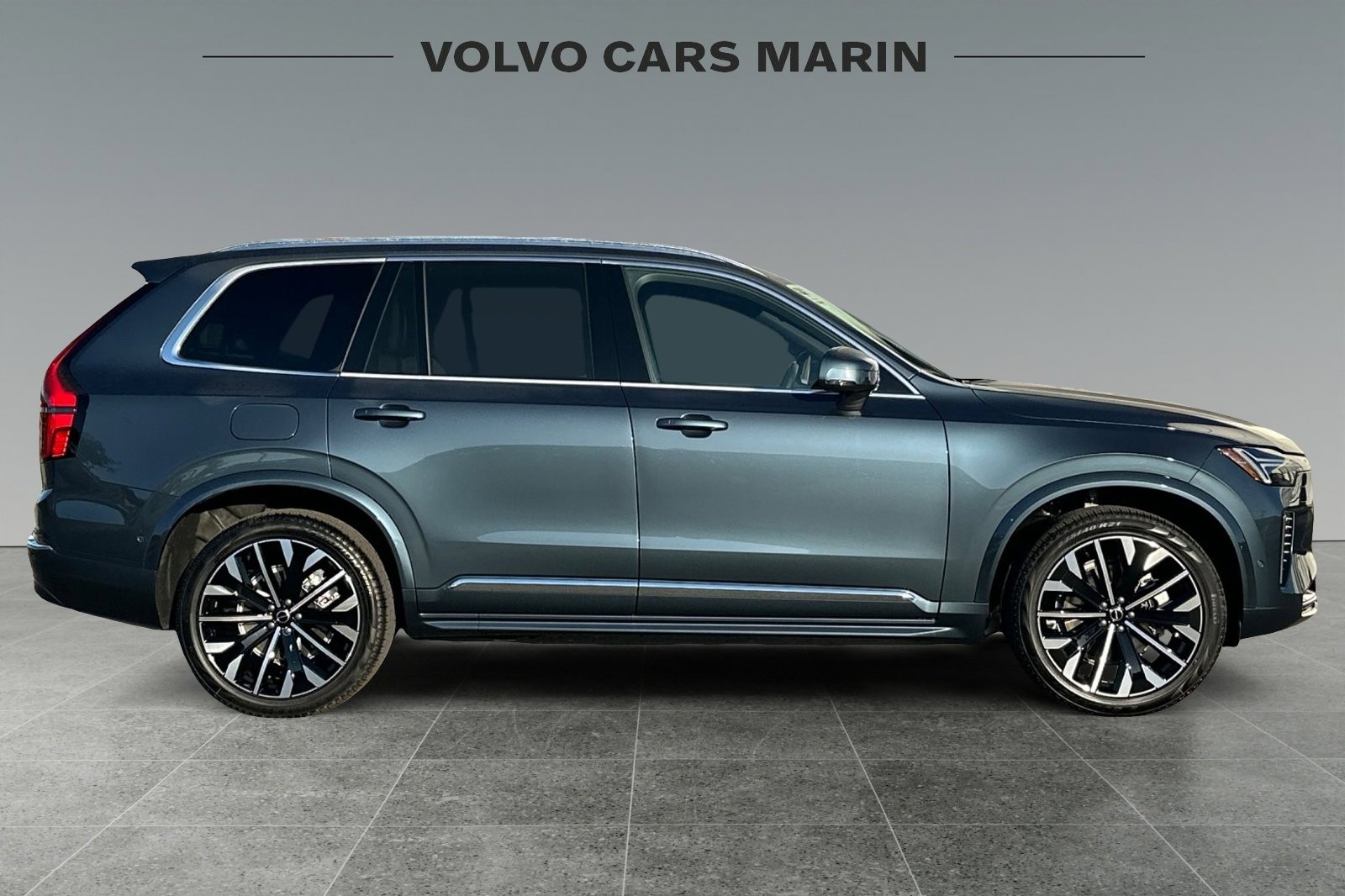 New 2026 Volvo XC90 B6 Plus image 8