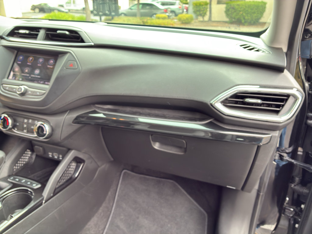 Used 2023 Chevrolet TrailBlazer LT FWD image 57