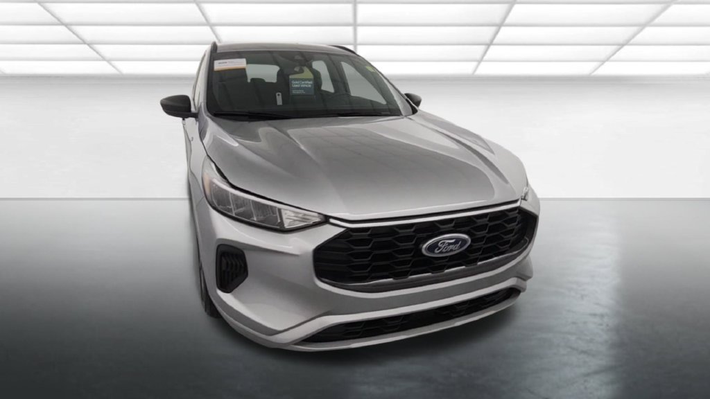 Certified 2024 Ford Escape ST-Line AWD/4WD image 10