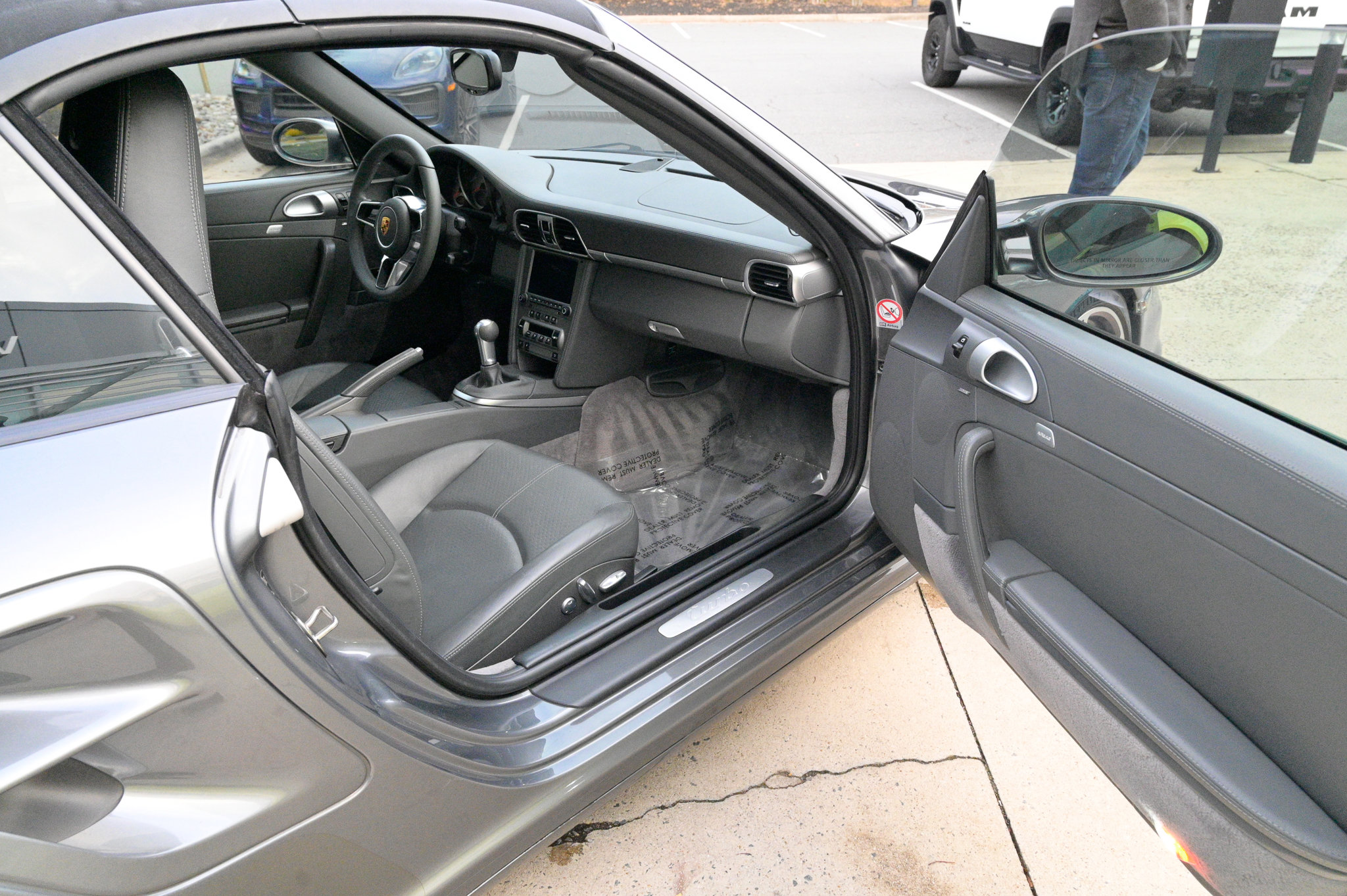 Used 2008 Porsche 911 Turbo image 35