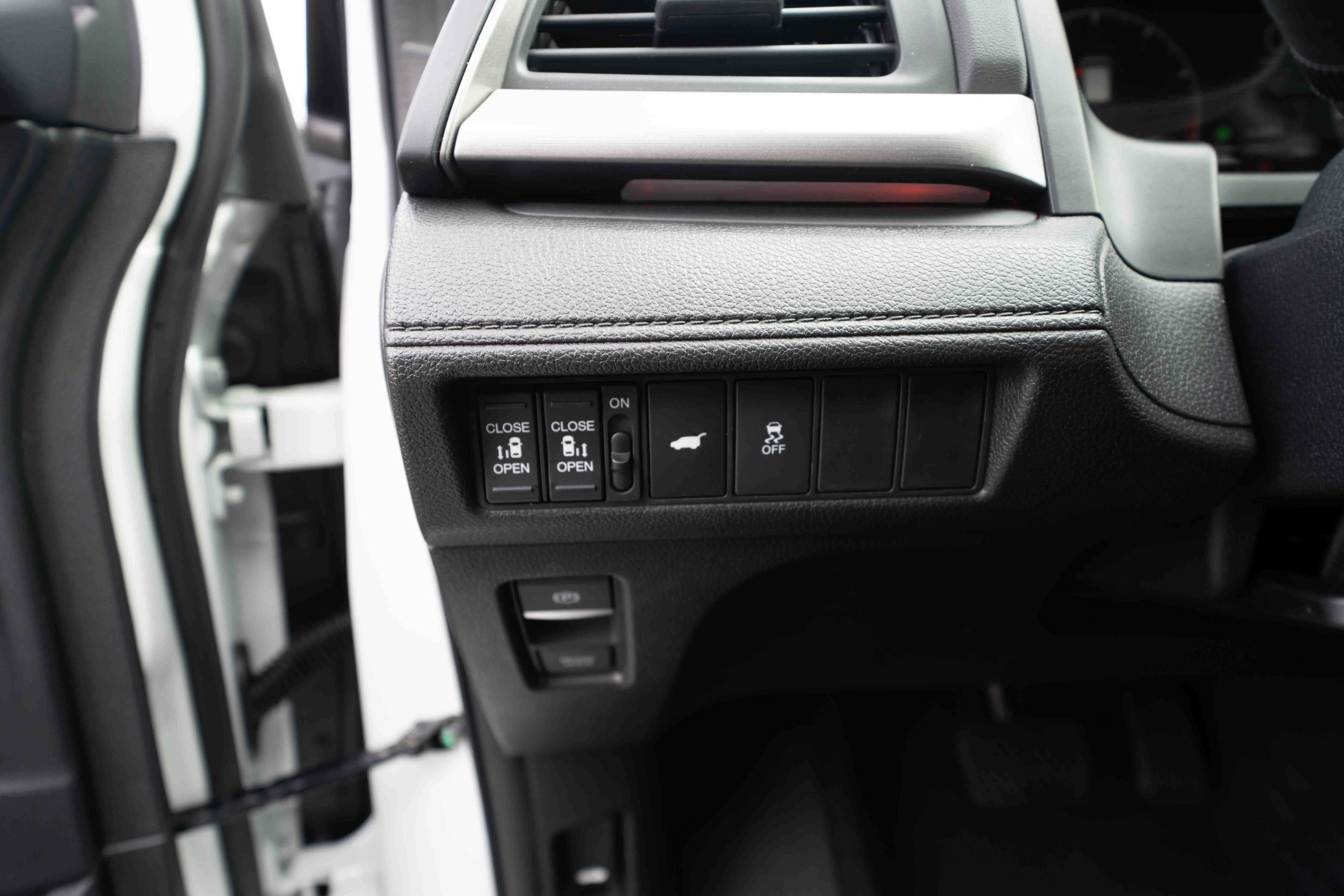 New 2026 Honda Odyssey Sport-L image 11