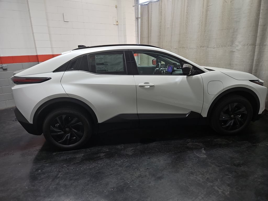 New 2026 Toyota C-HR AWD/4WD image 11