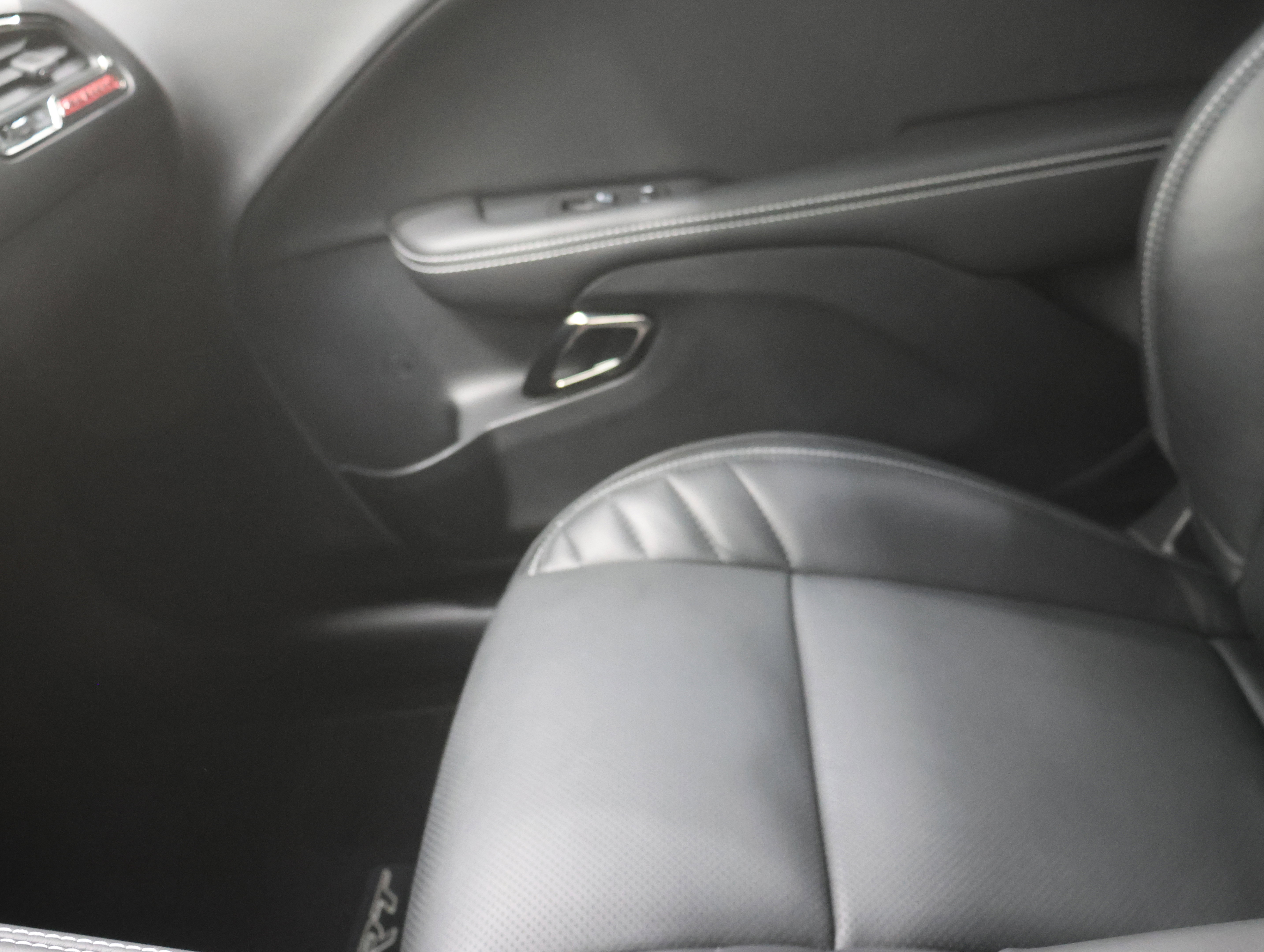 Used 2023 Dodge Challenger SRT Hellcat image 13