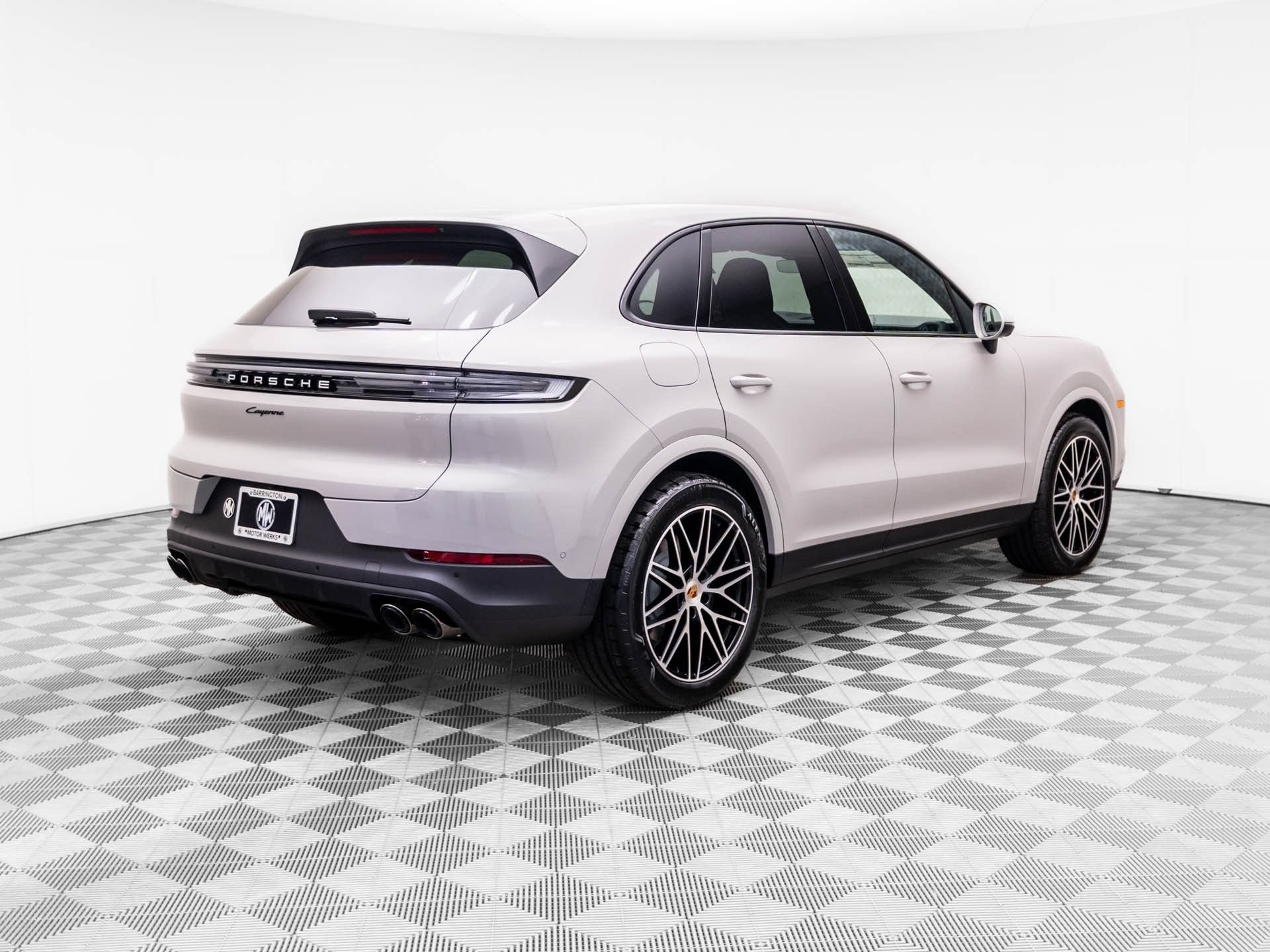 New 2026 Porsche Cayenne AWD/4WD image 8