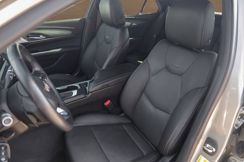 Certified 2023 Cadillac CT4 Premium Luxury RWD image 7