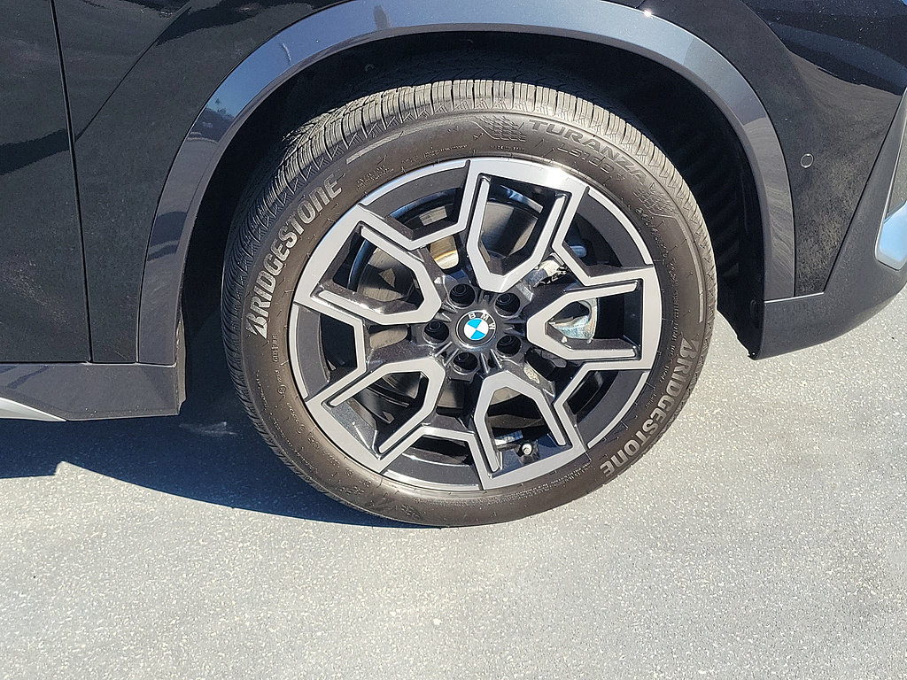 Used 2026 BMW X1 M35i AWD/4WD image 5