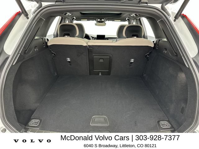 Used 2026 Volvo XC60 B5 Plus w/ Protection Package Premier AWD/4WD image 24