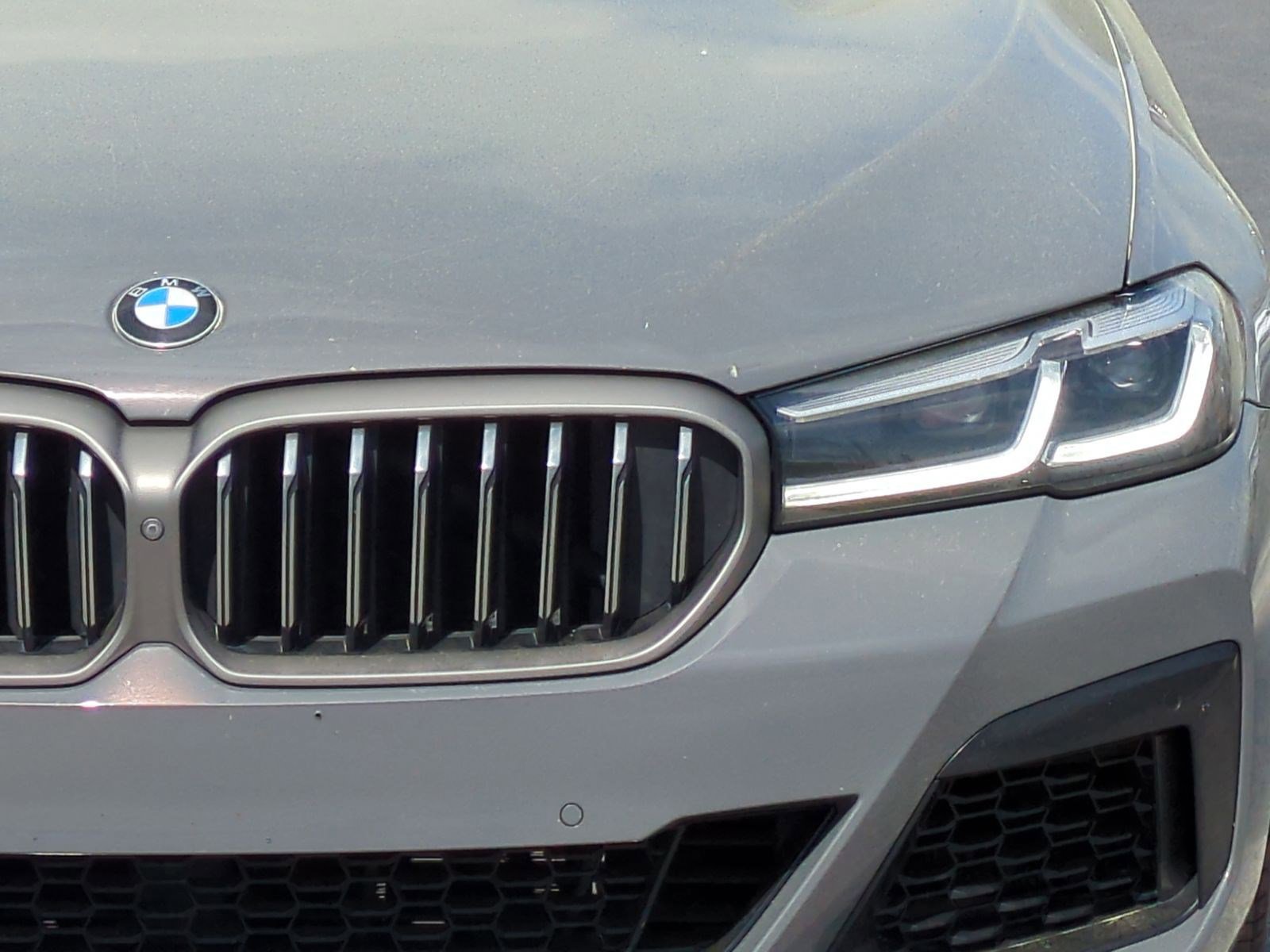 Used 2021 BMW M550i xDrive w/ Premium Package image 6