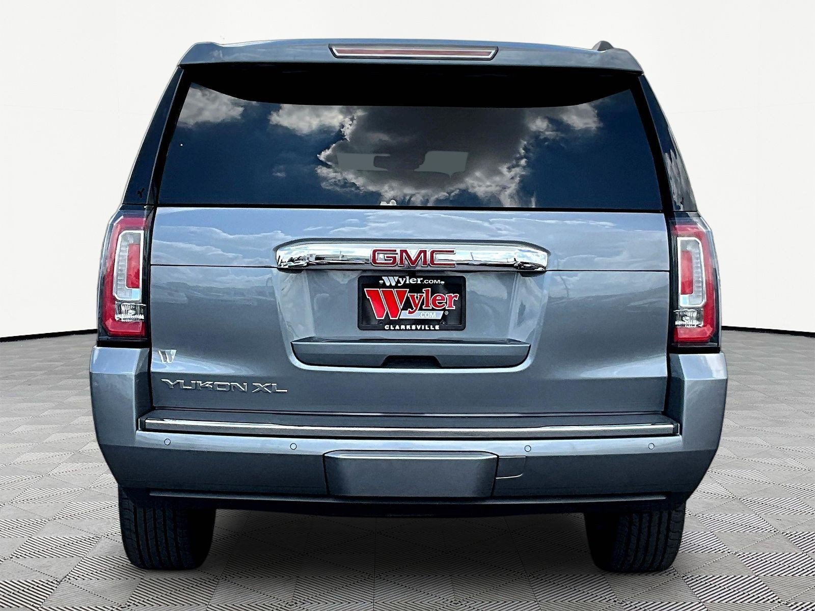 Used 2019 GMC Yukon XL Denali w/ Denali Ultimate Package AWD/4WD image 5