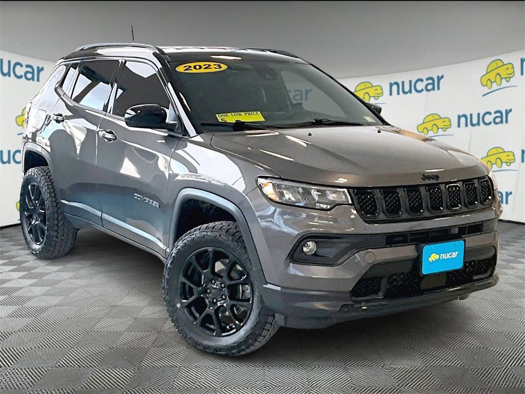 Used 2023 Jeep Compass Altitude