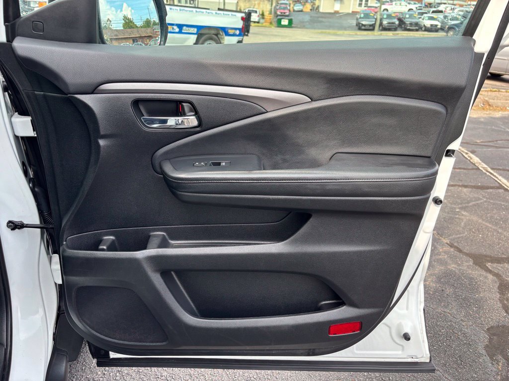 Used 2021 Honda Pilot EX-L image 25