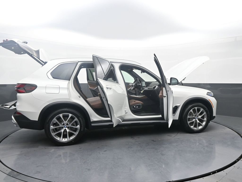 New 2026 BMW X5 xDrive40i AWD/4WD image 46