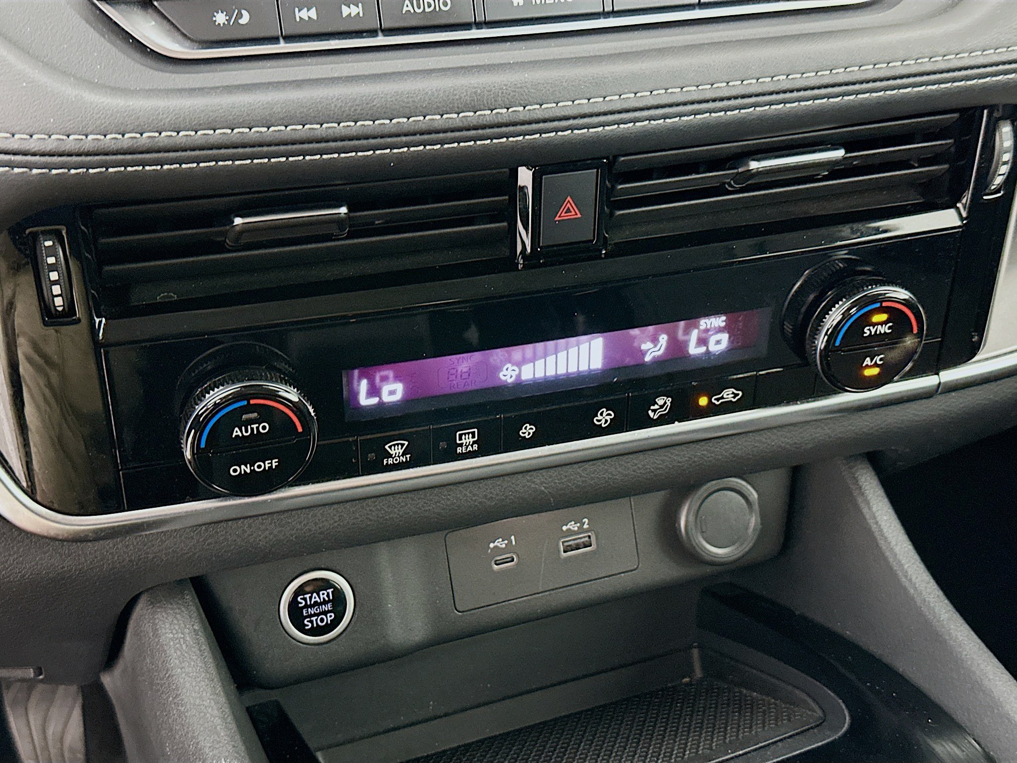 Used 2022 Nissan Rogue SV FWD image 23