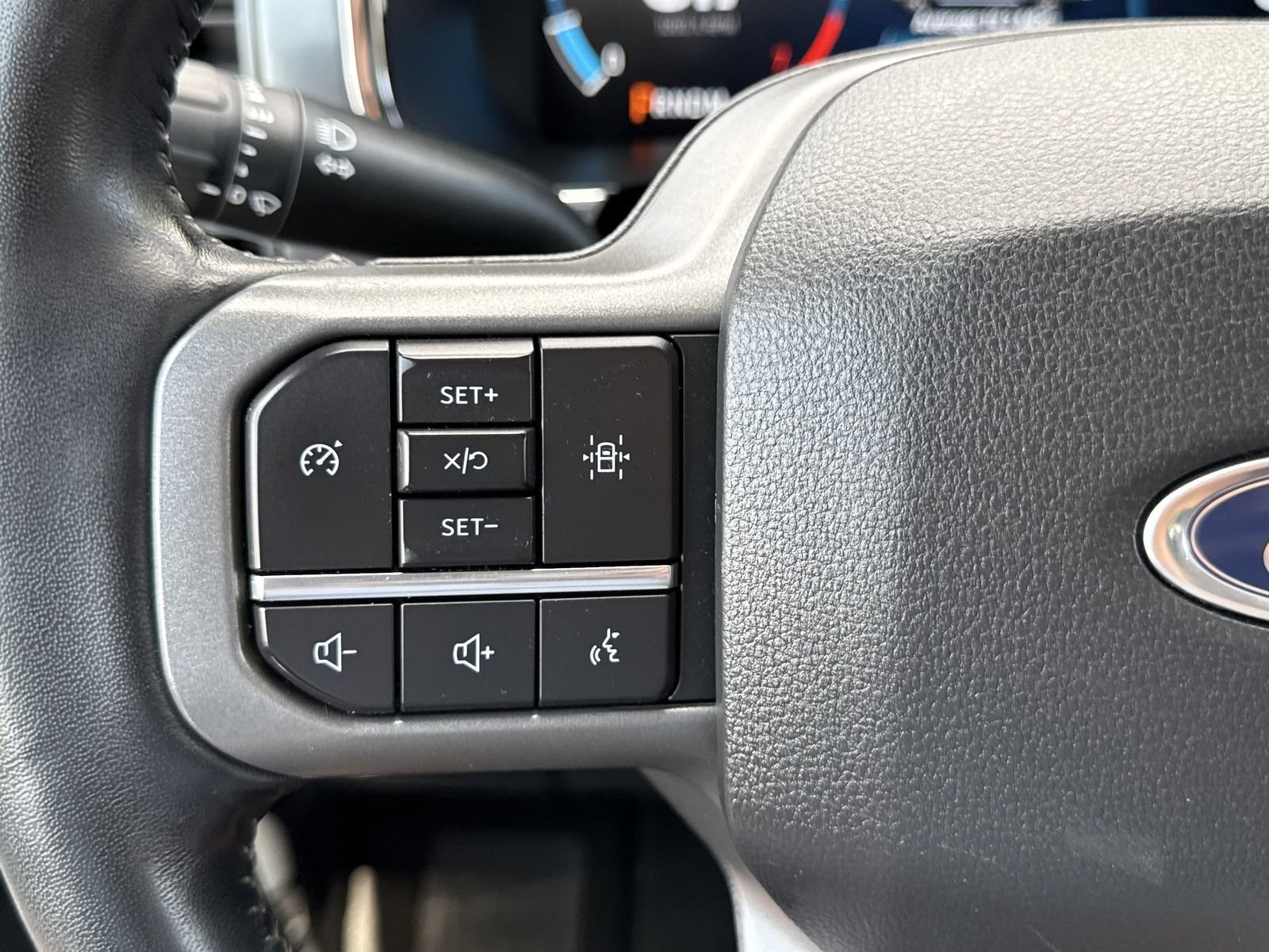 Used 2022 Ford F150 Lariat AWD/4WD image 26
