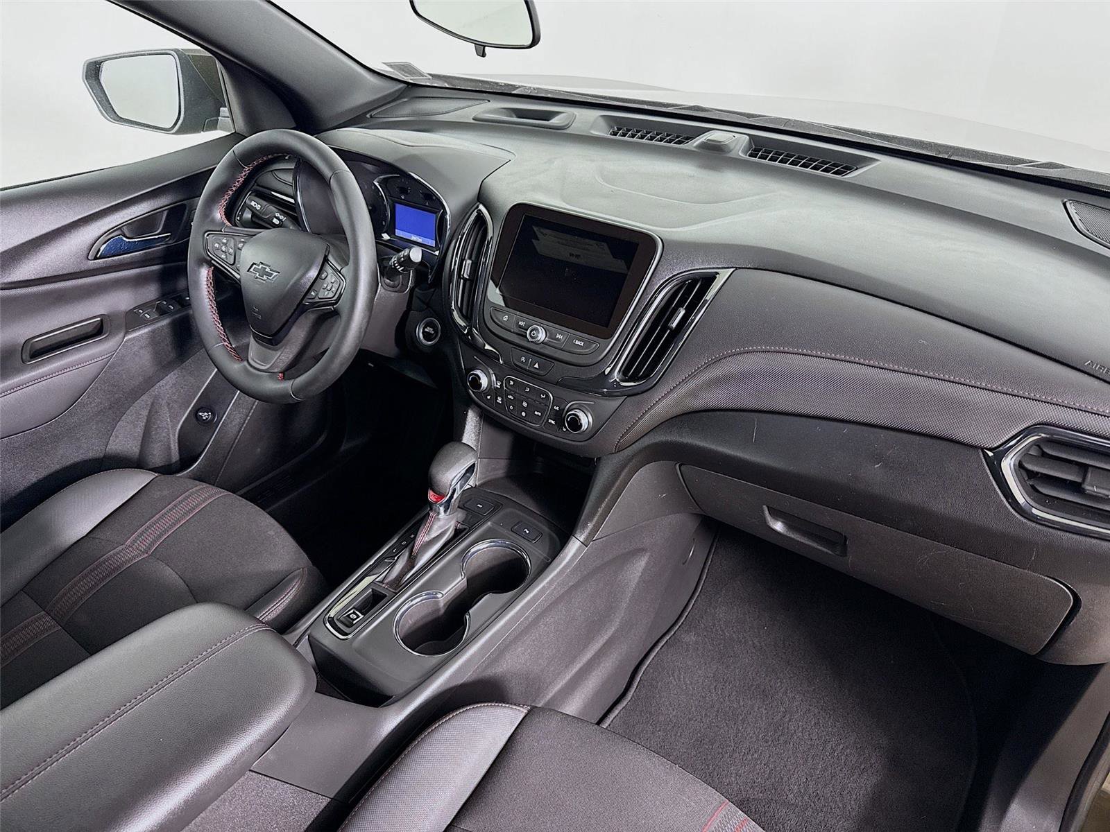 Used 2023 Chevrolet Equinox RS image 28