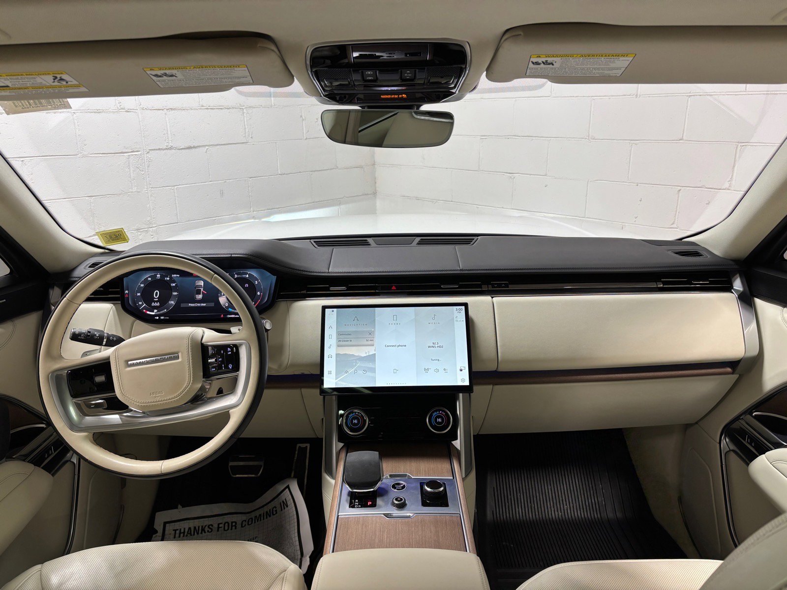 Used 2023 Land Rover Range Rover SE image 35