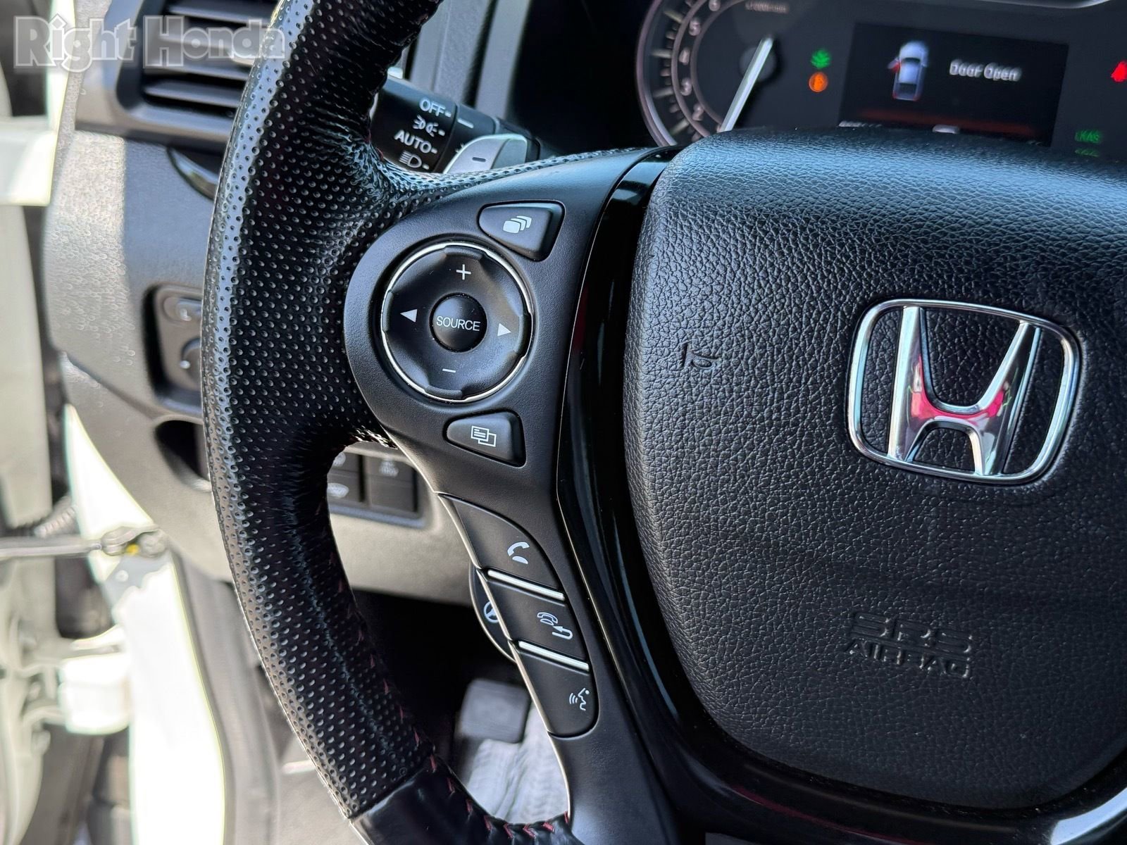 Used 2022 Honda Ridgeline Black Edition image 17