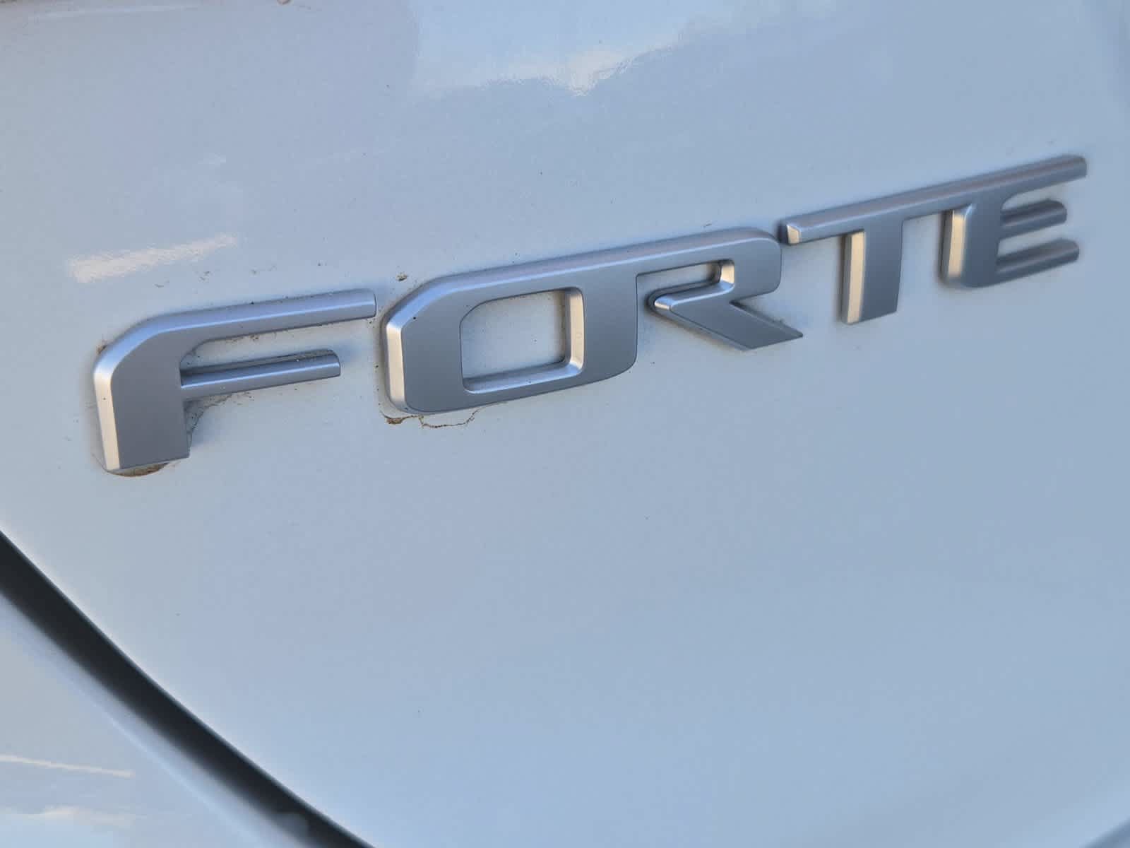 Used 2024 Kia Forte GT-Line FWD image 13