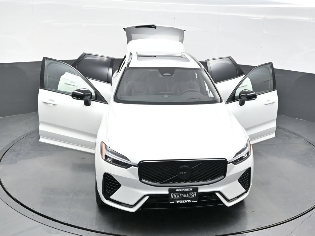 New 2026 Volvo XC60 T8 Ultra w/ Climate Package AWD/4WD image 41