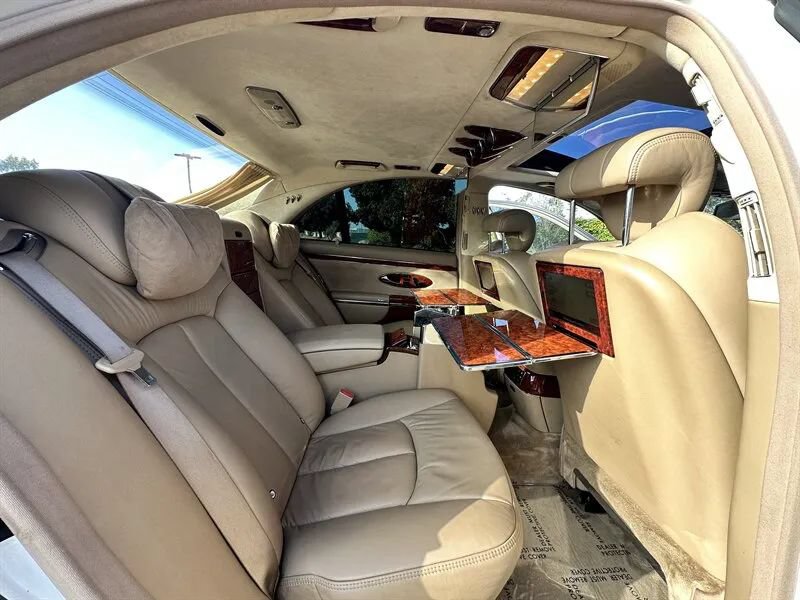 Used 2006 Maybach 57 RWD image 42