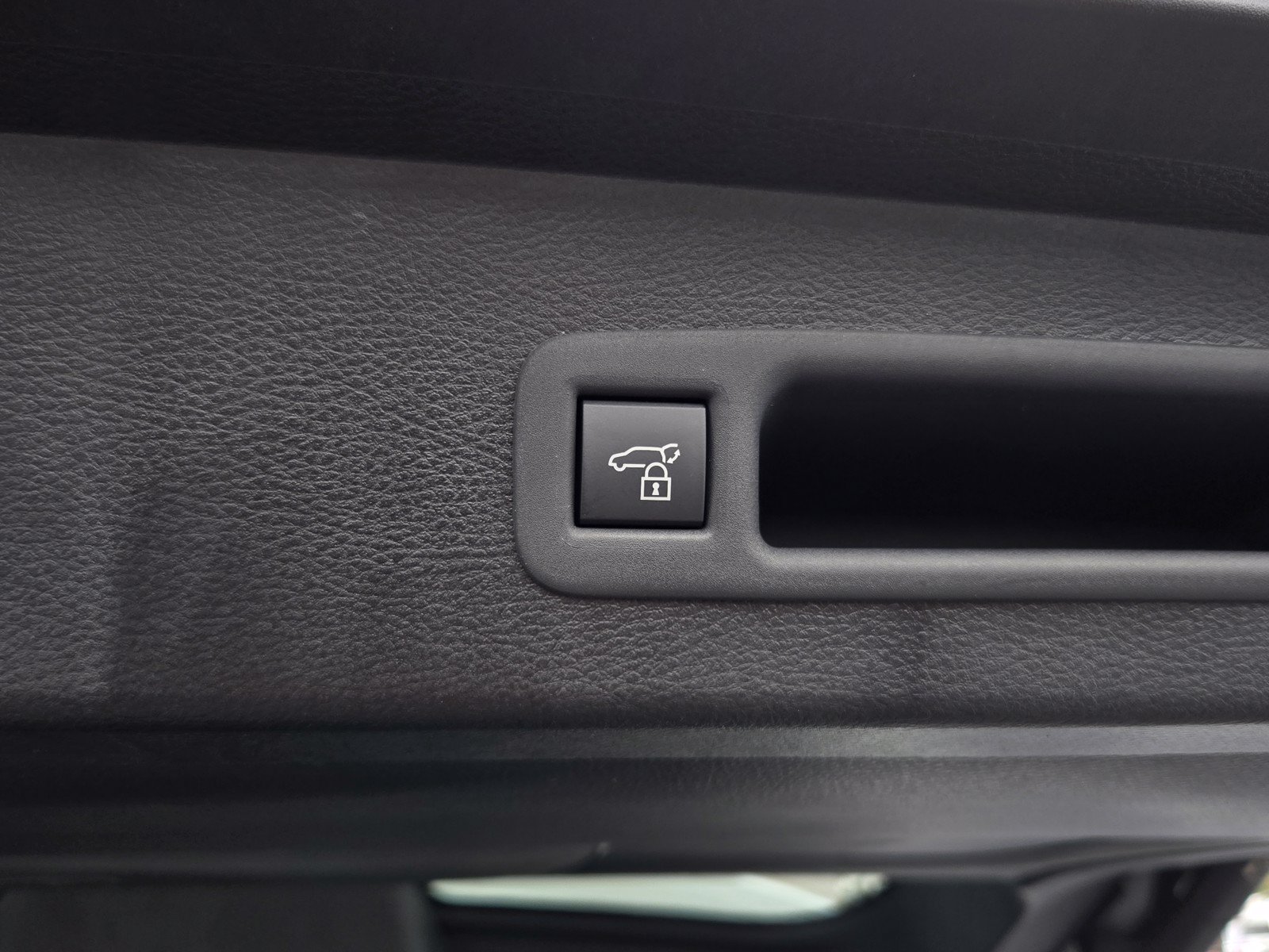 Certified 2026 Toyota Sienna Limited AWD/4WD image 26