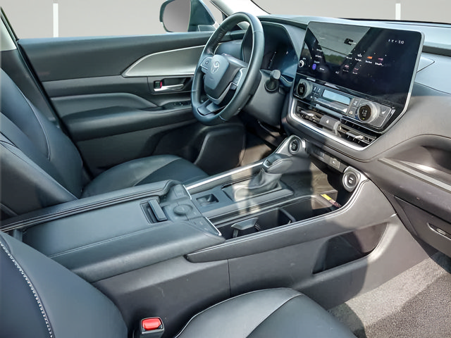 Used 2025 Toyota Grand Highlander AWD image 29