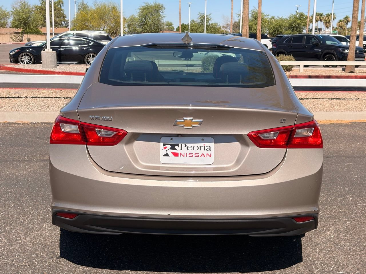 Used 2023 Chevrolet Malibu LT FWD image 5