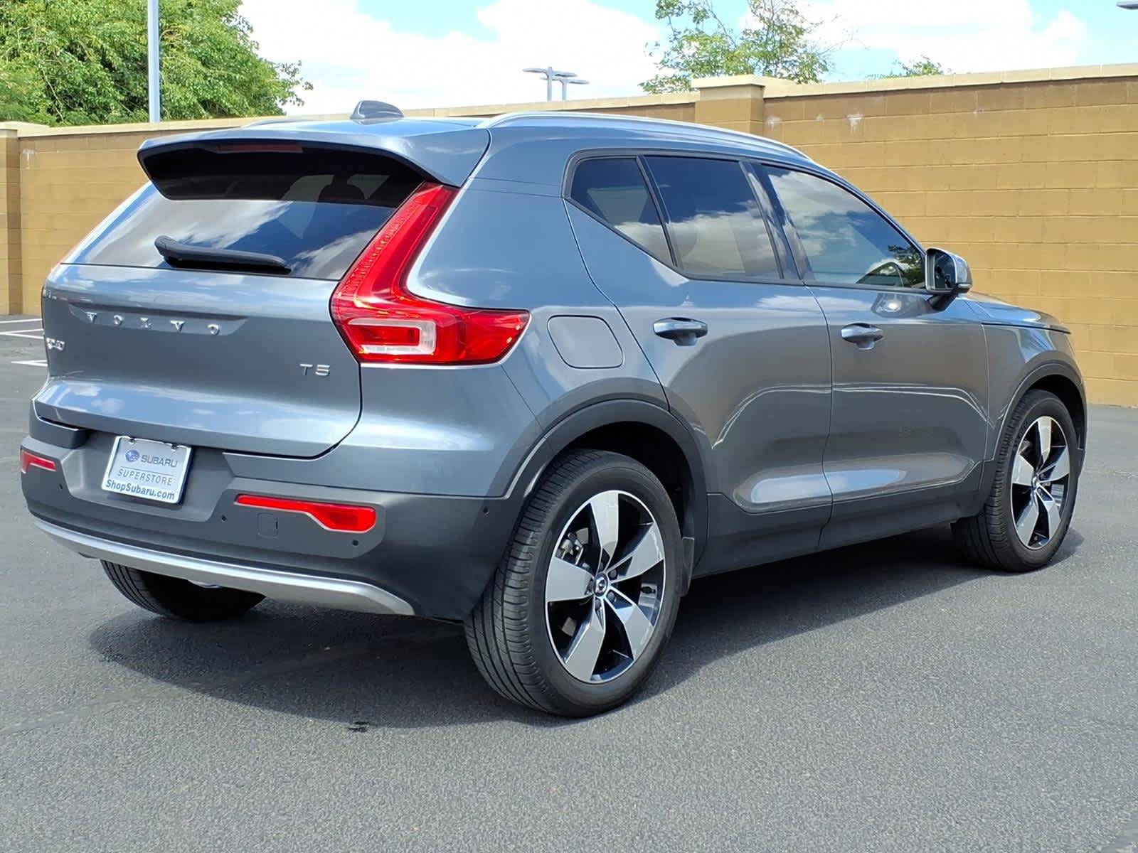 Used 2019 Volvo XC40 T5 Momentum AWD/4WD image 7