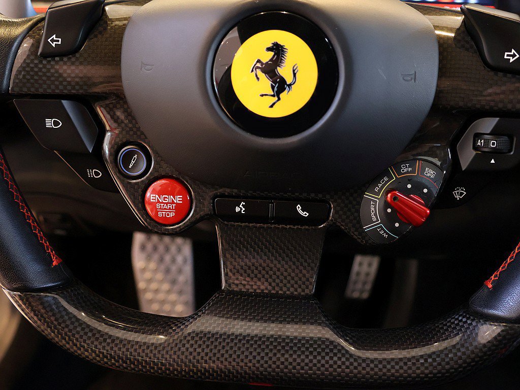 Certified 2018 Ferrari 812 Superfast RWD image 81