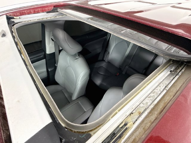 Used 2023 Toyota Highlander XLE FWD image 21