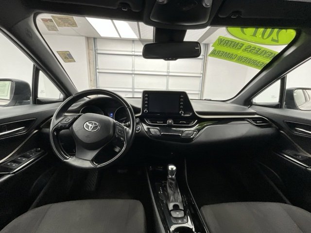Used 2019 Toyota C-HR XLE image 4