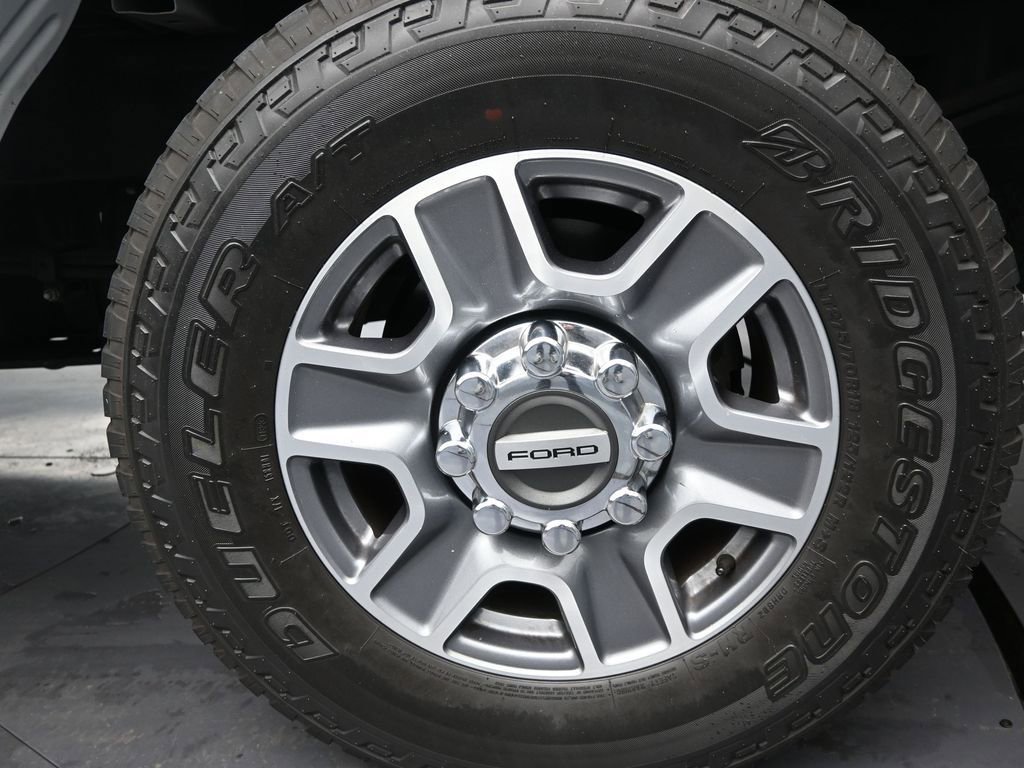 Used 2023 Ford F250 Lariat w/ Lariat Ultimate Package image 10