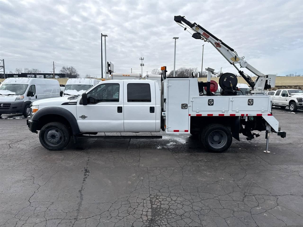 Used 2015 Ford F550 2WD Crew Cab Super Duty image 5