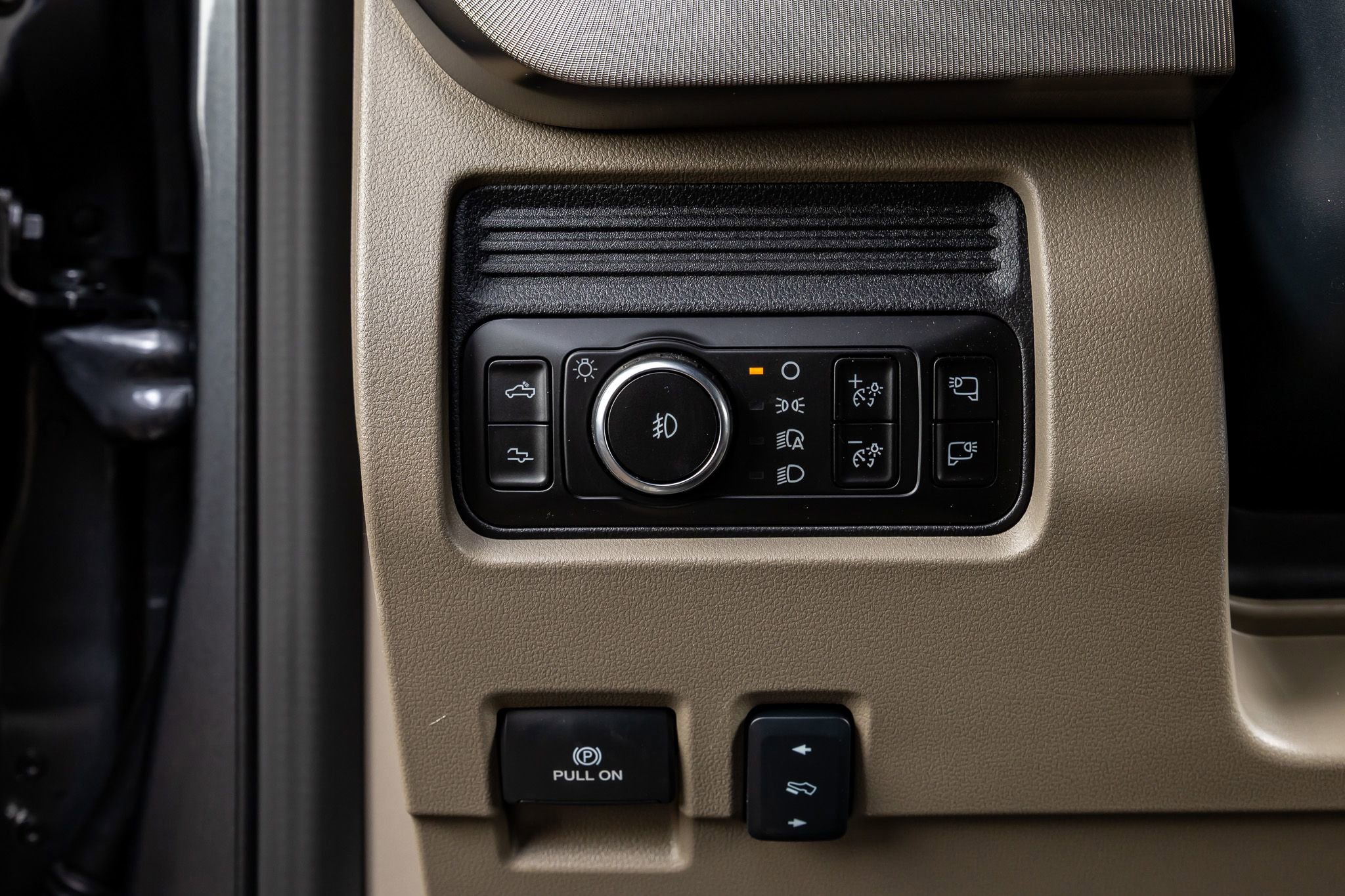 Used 2026 Ford F450 Platinum w/ Platinum Plus Package image 21