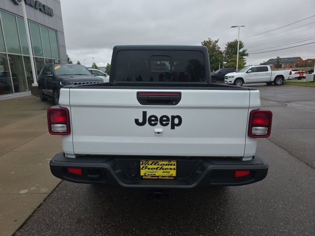 Certified 2023 Jeep Gladiator Sport image 6