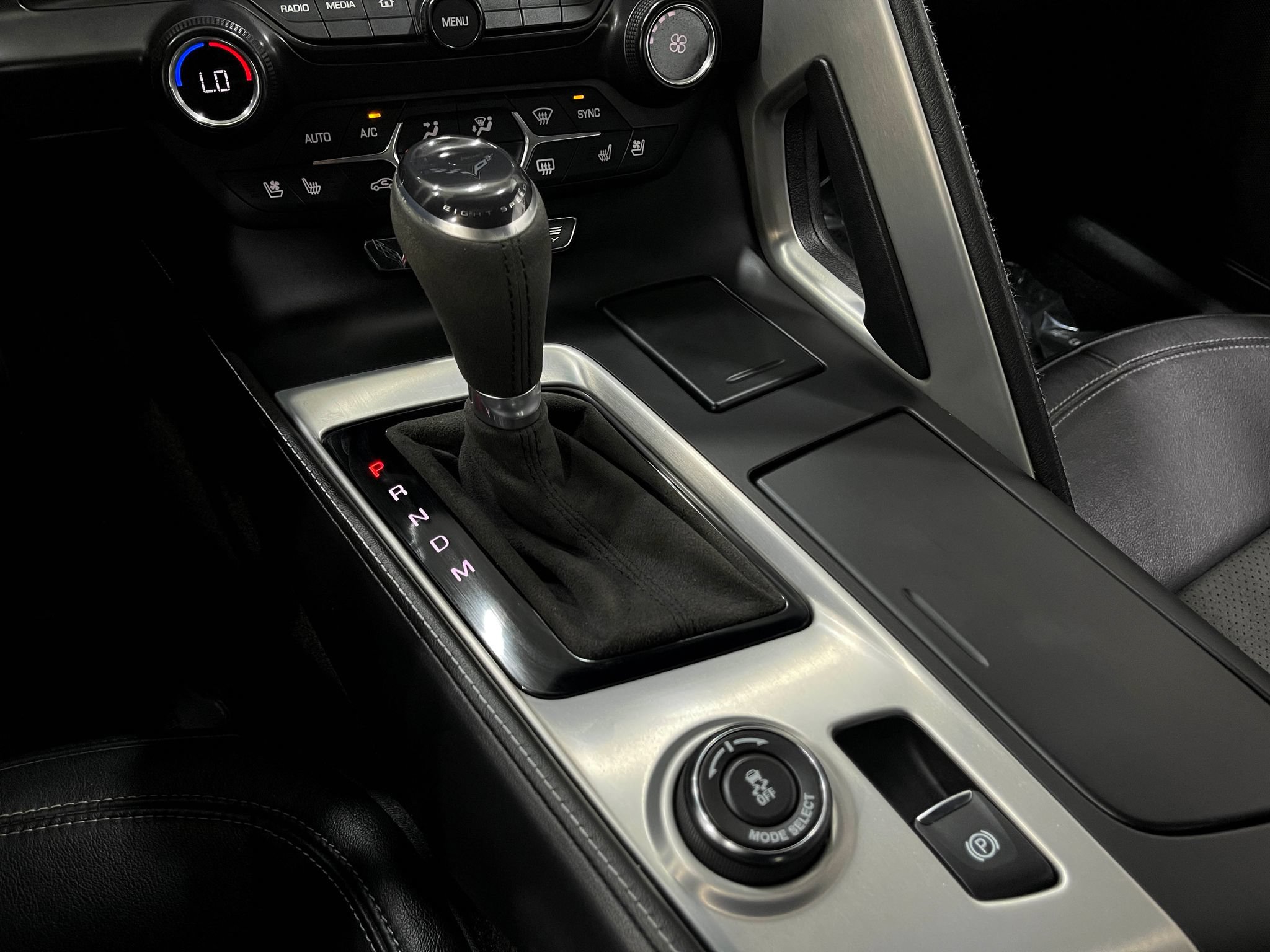 Used 2019 Chevrolet Corvette Stingray Coupe RWD image 24