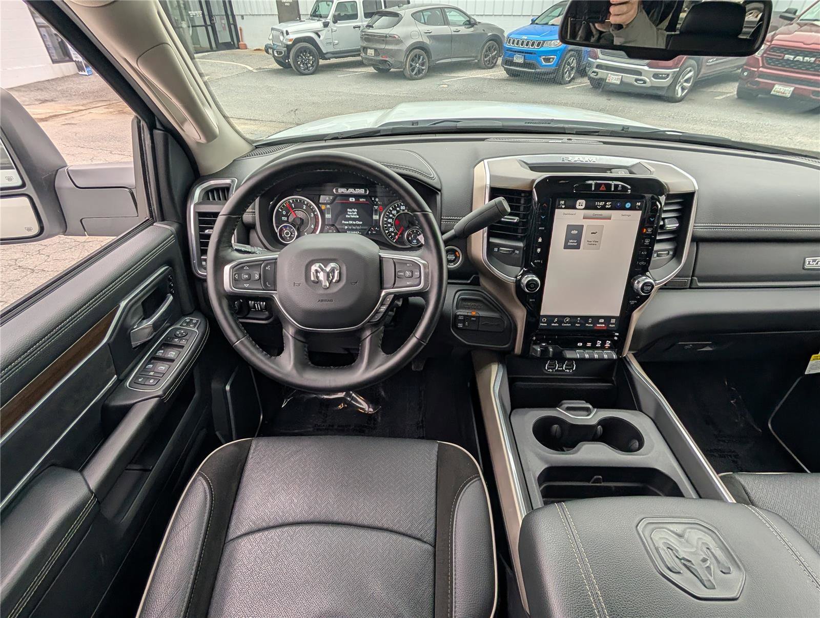 Used 2024 RAM 2500 Laramie w/ Chrome Bumper Package image 18