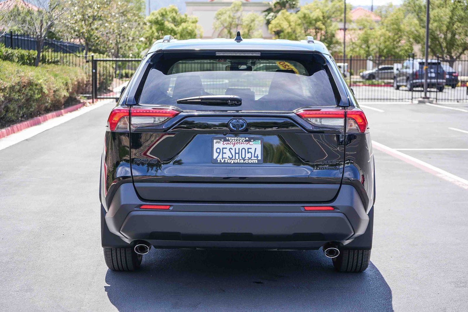 Certified 2023 Toyota RAV4 XLE Premium AWD/4WD image 8