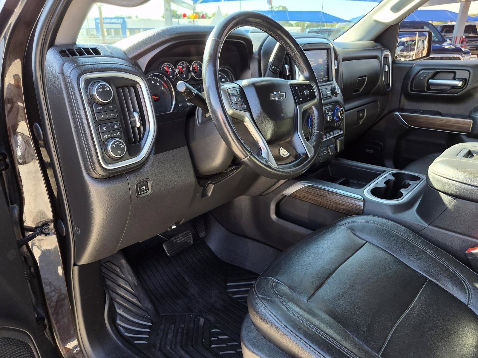 Used 2020 Chevrolet Silverado 1500 LT Trail Boss AWD/4WD image 18