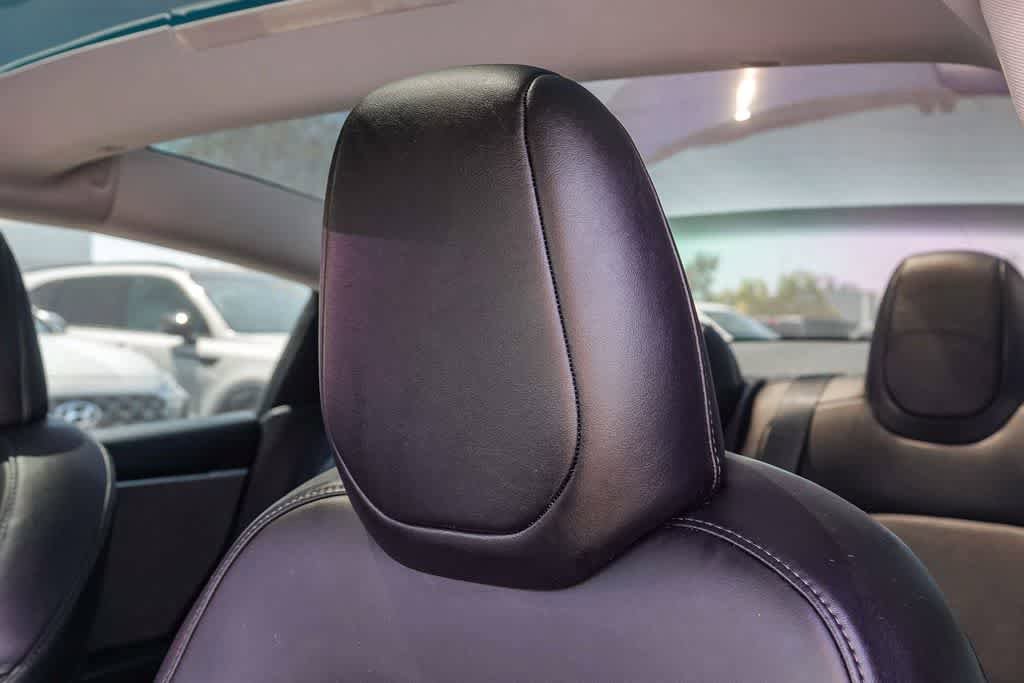 Used 2024 Tesla Model 3 Standard Range RWD image 25