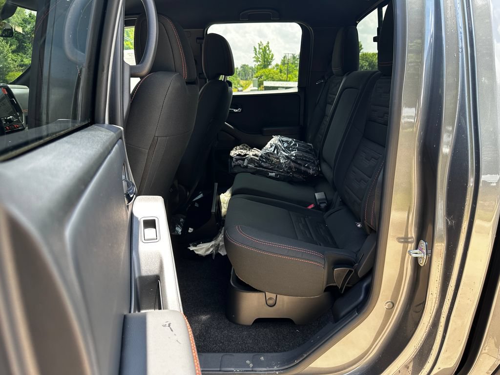 New 2026 Nissan Frontier PRO-4X w/ Pro-4x Convenience Package AWD/4WD image 11
