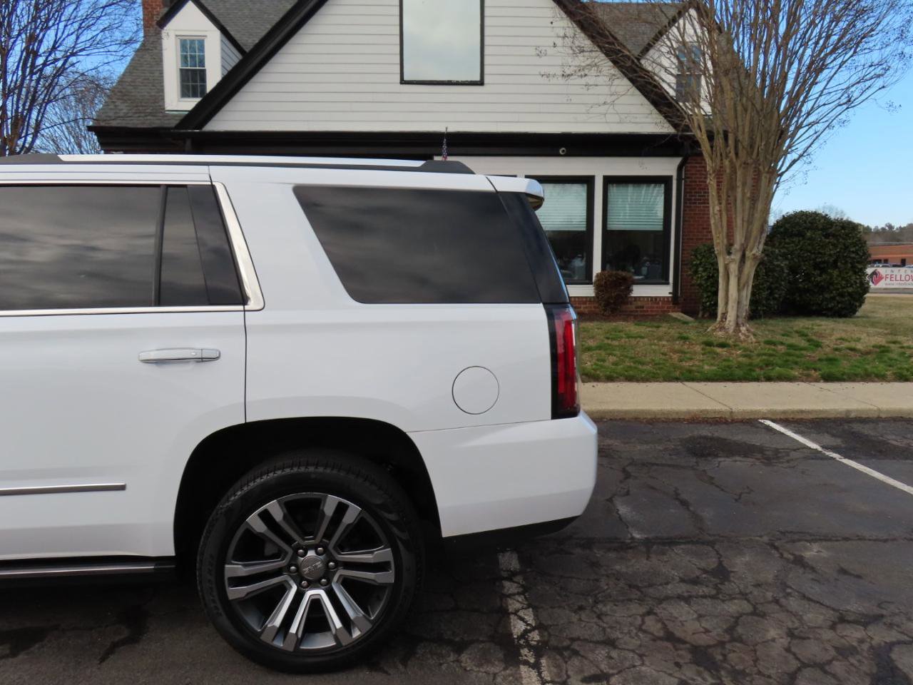 Used 2019 GMC Yukon Denali w/ Denali Ultimate Package image 4