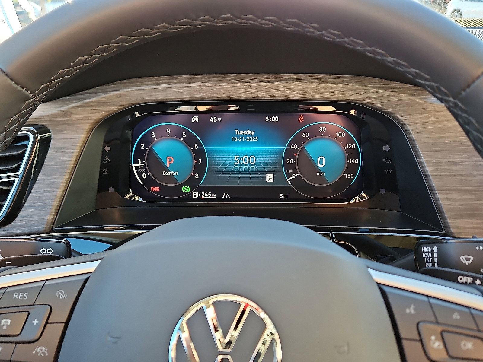 New 2026 Volkswagen Atlas SEL Premium R-Line image 21