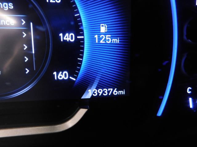 Used 2019 Hyundai Santa Fe SEL image 30