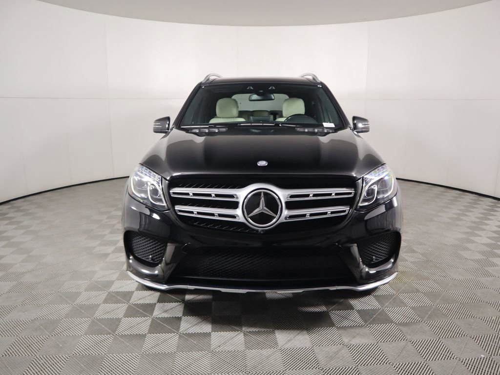Used 2017 Mercedes-Benz GLS 550 4MATIC image 2