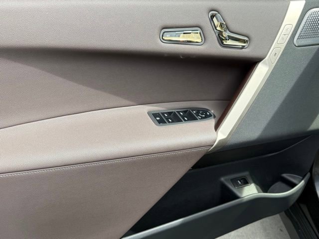 Certified 2023 BMW iX xDrive50 w/ Premium Package image 16