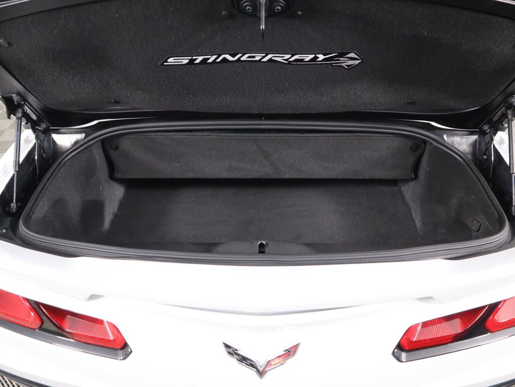 Used 2019 Chevrolet Corvette Stingray Convertible image 31